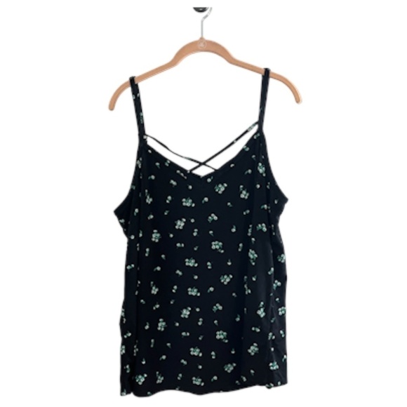 Torrid Top Women 14 Black Tank Floral Feminine Artsy Classic Mature Dainty 80s - Picture 1 of 12